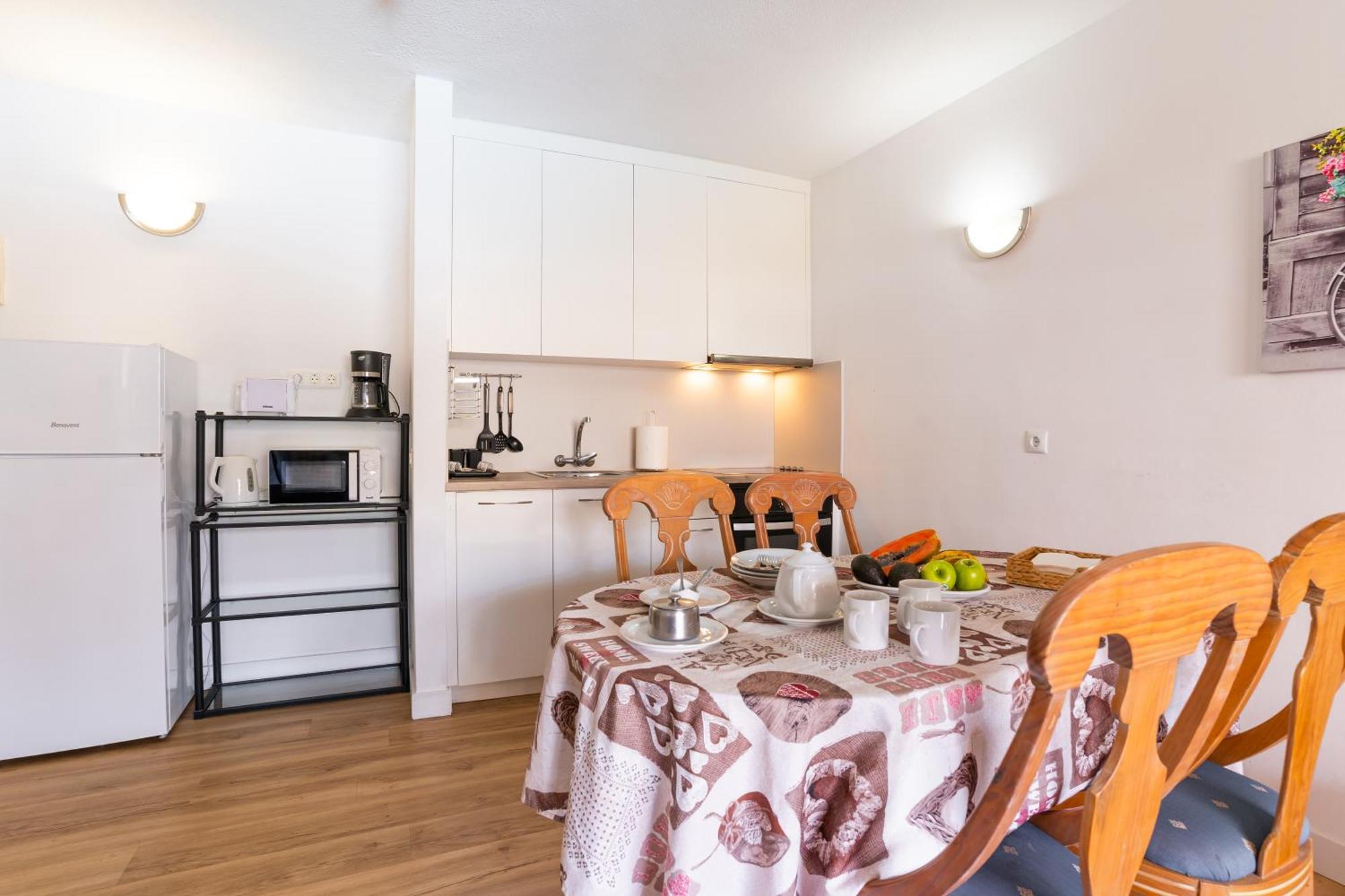 Oceanfront 2 Bedrooms Holiday Home In Tenerife South San Miguel de Abona Extérieur photo
